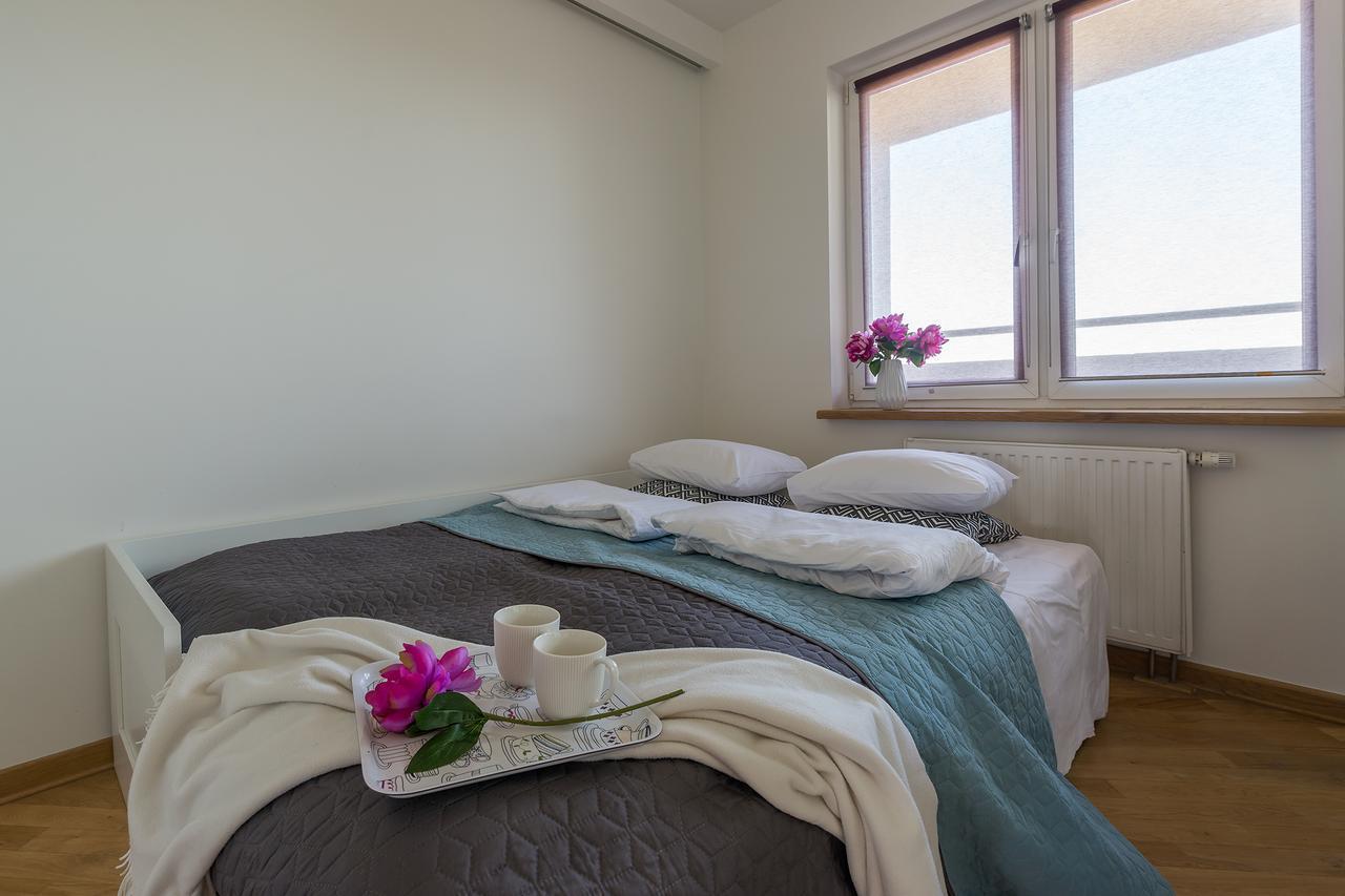 Miasteczko Orange P&O Service Apartments 华沙 外观 照片
