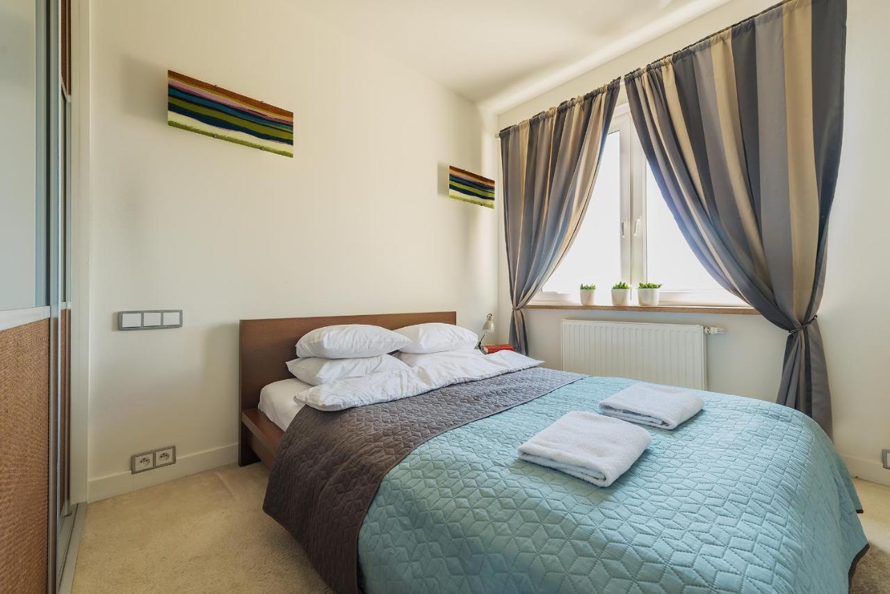 Miasteczko Orange P&O Service Apartments 华沙 外观 照片